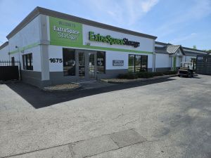 Extra Space Storage - 3683 - Largo - Starkey Rd