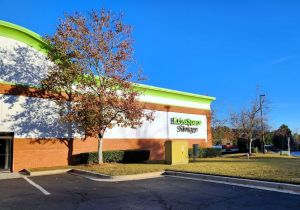 Extra Space Storage - 3690 - Roswell - Mansell Pl