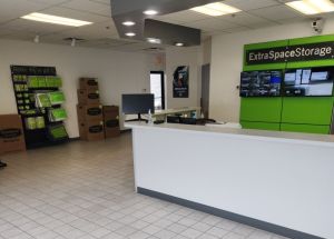 Extra Space Storage - 3696 - Lake Zurich - Rand Rd