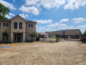 Extra Space Storage - 3796 - Pearland - 1729 Broadway St