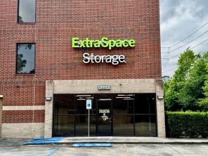 Extra Space Storage - 3797 - Kingwood - Lake Houston Pkwy