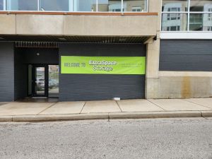 Extra Space Storage - 3861 - Milwaukee - 8th St
