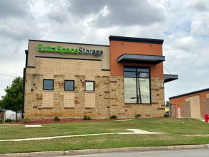 Extra Space Storage - 3878 - North Richland Hills - 5808 Davis Blvd