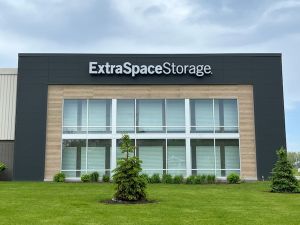 Extra Space Storage - 3933 - Mequon - Port Washington Rd