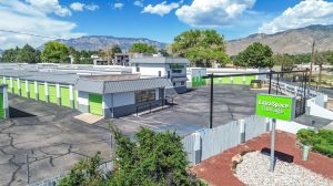 Extra Space Storage - 6044 - Albuquerque - Snow Heights Blvd