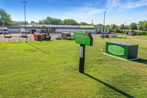 Extra Space Storage - 6072 - Columbus - Alum Creek Dr