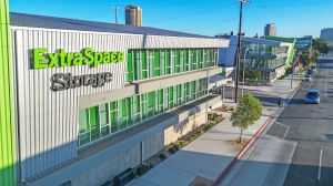 Extra Space Storage - 6109 - Los Angeles - Main St
