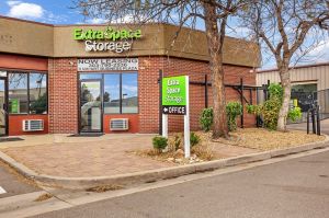 Extra Space Storage - 6124 - Centennial - Costilla Ave