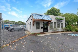 Extra Space Storage - 6145 - Franklin - 258 Mallory Station Rd