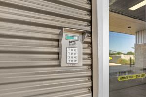 Extra Space Storage - 7455 - Round Rock - Old Settlers Blvd