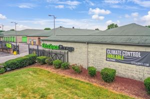 Extra Space Storage - 7500 - Louisville - Outer Loop