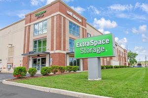 Extra Space Storage - 7543 - Northvale - Livingston St