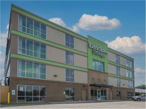 Extra Space Storage - 7558 - Louisville - 3415 Bardstown Rd
