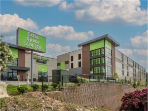 Extra Space Storage - 7587 - Atlanta - 1484 Northside Dr NW
