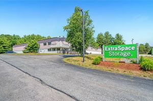 Extra Space Storage - 7645 - Dracut - Commercial Dr