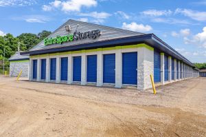 Extra Space Storage - 7660 - Madison - Ski Lane