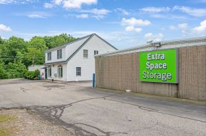 Extra Space Storage - 7682 - Wells - Sanford Road