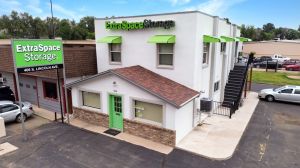Extra Space Storage - 7700 - Loveland - Lincoln Ave