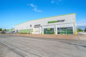 Extra Space Storage - 7713 - Erie - 17th St