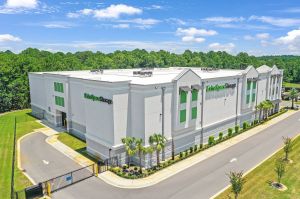 Extra Space Storage - 7752 - Navarre - 9128 Navarre Pkwy