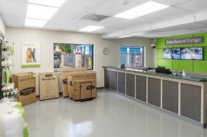 Extra Space Storage - 7966 - Charlotte - 5649 South Blvd