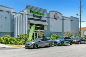 Extra Space Storage - 7985 - Fort Lauderdale - 1st Ave