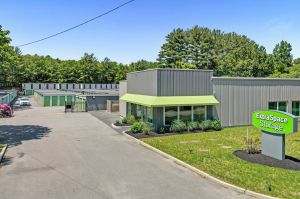 Extra Space Storage - 7990 - Pembroke - Old Oak St