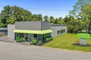Extra Space Storage - 7990 - Pembroke - Old Oak St