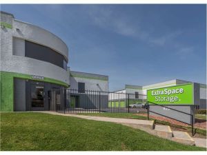 Extra Space Storage - 0396 - Glendora - E Arrow Hwy