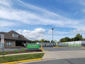 Extra Space Storage - 0800 - Gaithersburg - Earhart Ct