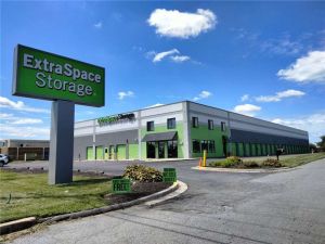 Extra Space Storage - 8442 - Gaithersburg - Woodfield Rd