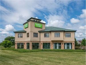 Extra Space Storage - 7104 - No Aurora - Kettle Ave