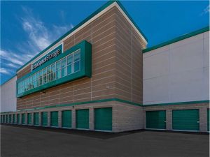 Extra Space Storage - 7186 - Irvine - 17 Shield - Annex