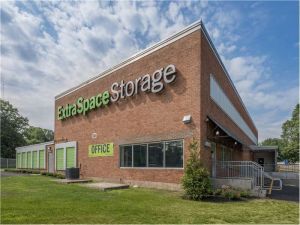 Extra Space Storage - 7212 - Bloomfield - Douglas St