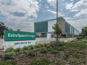 Extra Space Storage - 7435 - Irvine - 2965 Warner Ave