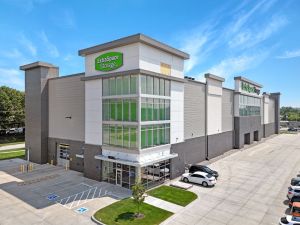 Extra Space Storage - 7407 - Omaha - 82nd Ave