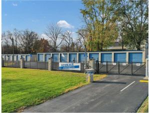 Extra Space Storage - 2107 - Charlestown - Market St