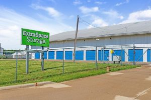 Extra Space Storage - 2158 - Heyworth - 3745 N 1475 East Rd