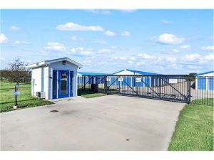 Extra Space Storage - 2160 - Lincoln - Hickox Dr