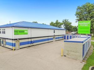 Extra Space Storage - 2179 - Clarksville - Little League Blvd