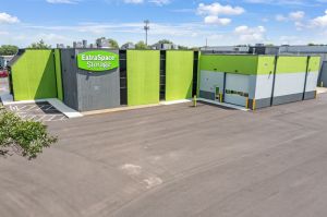 Extra Space Storage - 6197 - Plymouth - 32nd Ave N
