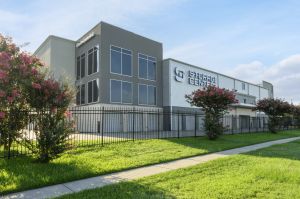 The Storage Center 8039 - Evangeline