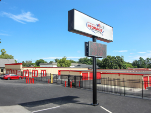 Storage Rentals of America - Martinez - Davis Rd