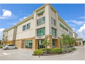 Extra Space Storage - 6353 - Naples - 7377 Rattlesnake Hammock Rd - Annex