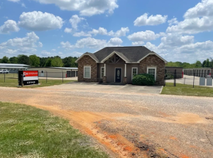 Mini Mall Storage - Daleville