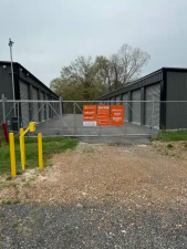 Mini Mall Storage - Huntington - 477 3rd Street -