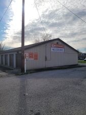 Mini Mall Storage - Cloverdale - 52 + 54E Water St