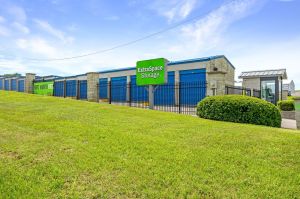 Extra Space Storage - 2101 - Salem - Webb St