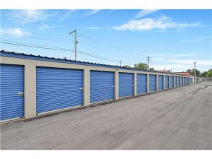 Extra Space Storage - 2116 - Brazil - Murphy Ave