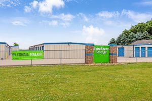 Extra Space Storage - 2170 - Bloomington - 13855 N 1000 E Rd